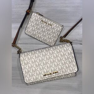 Michael Kors Cream and Gold Crossbody Bag Set